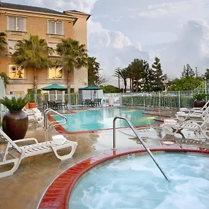 Ayres Hotel