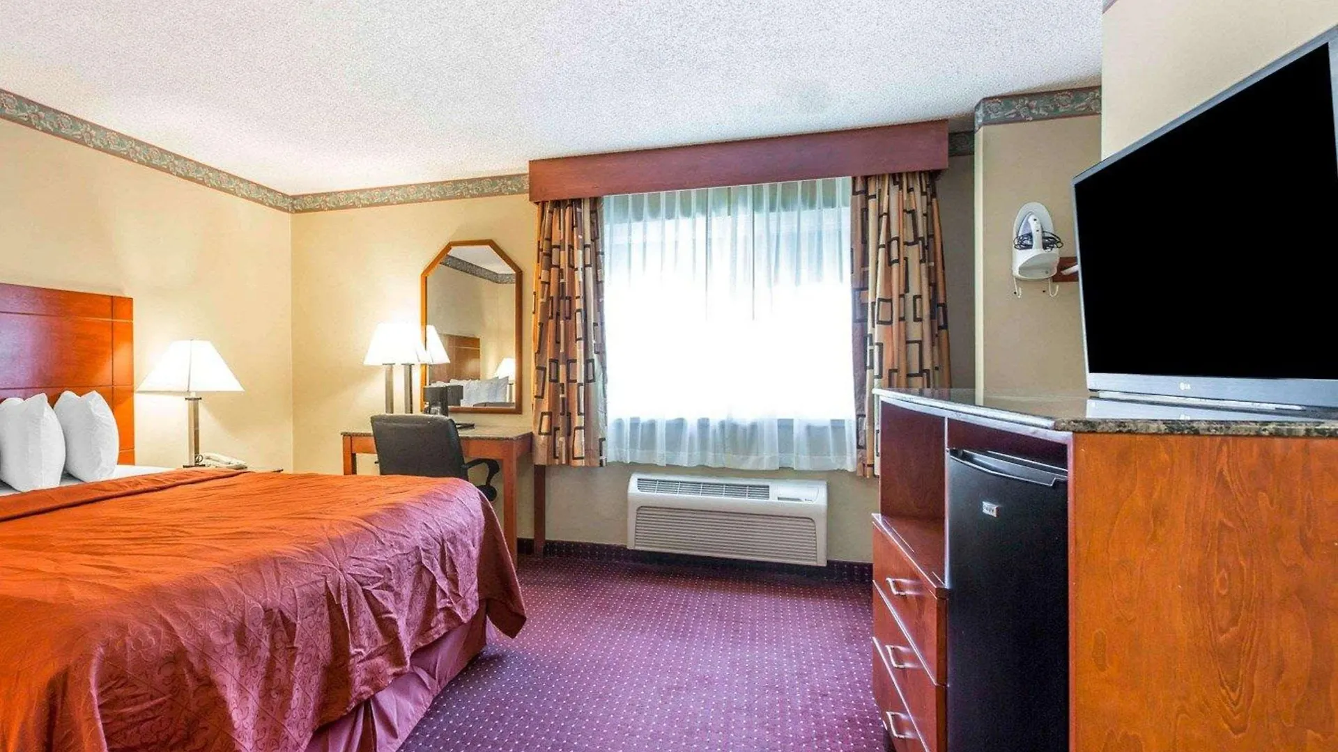 Quality Inn Burbank Airport