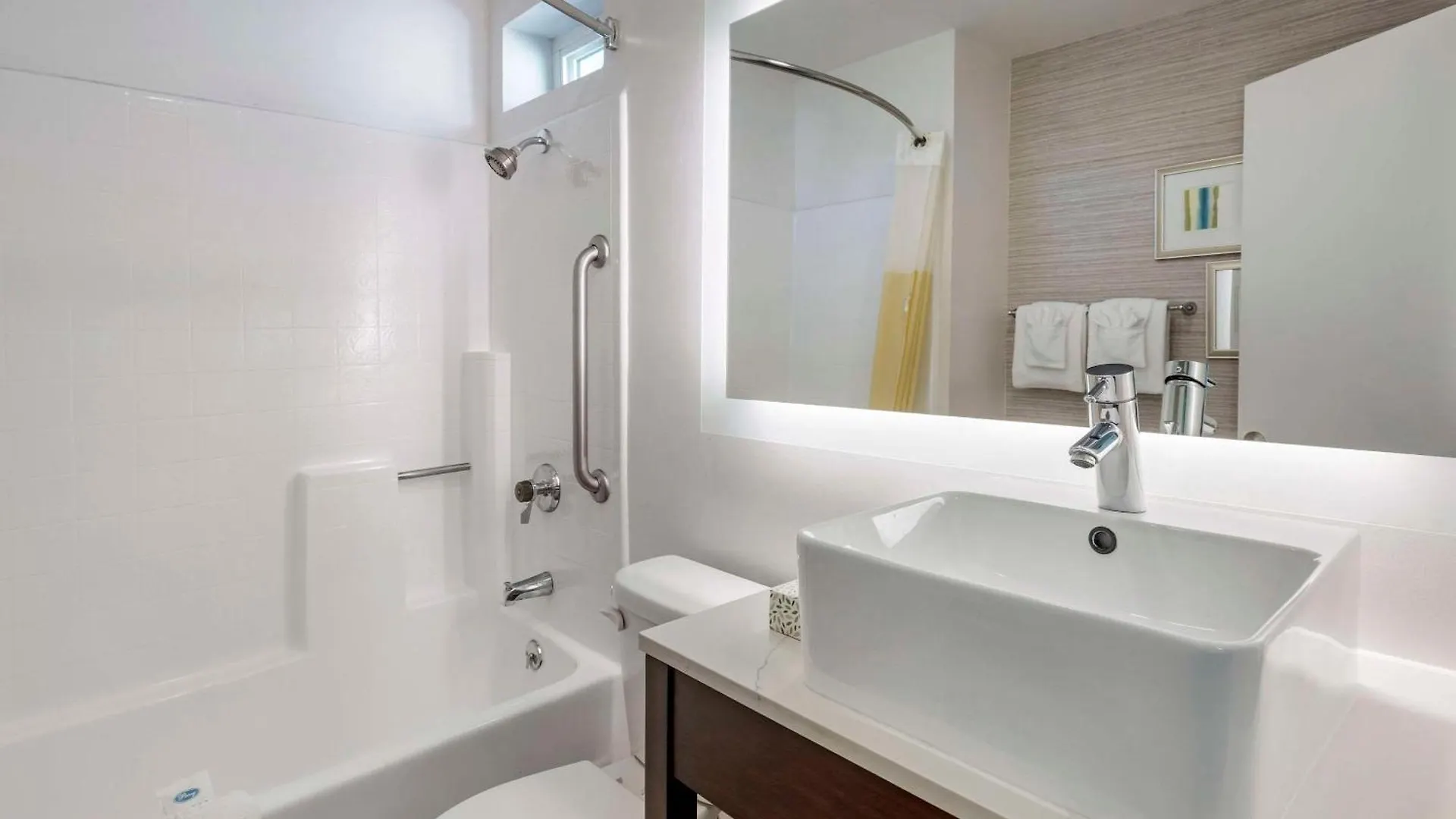 Quality Inn Burbank Airport