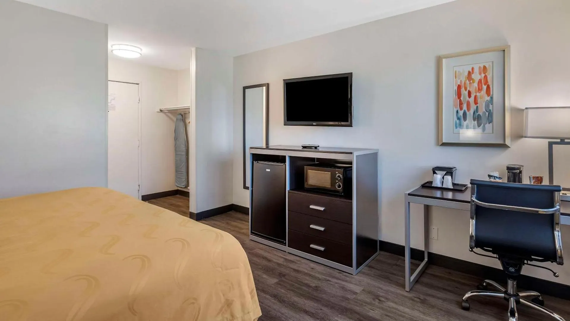 Quality Inn Burbank Airport